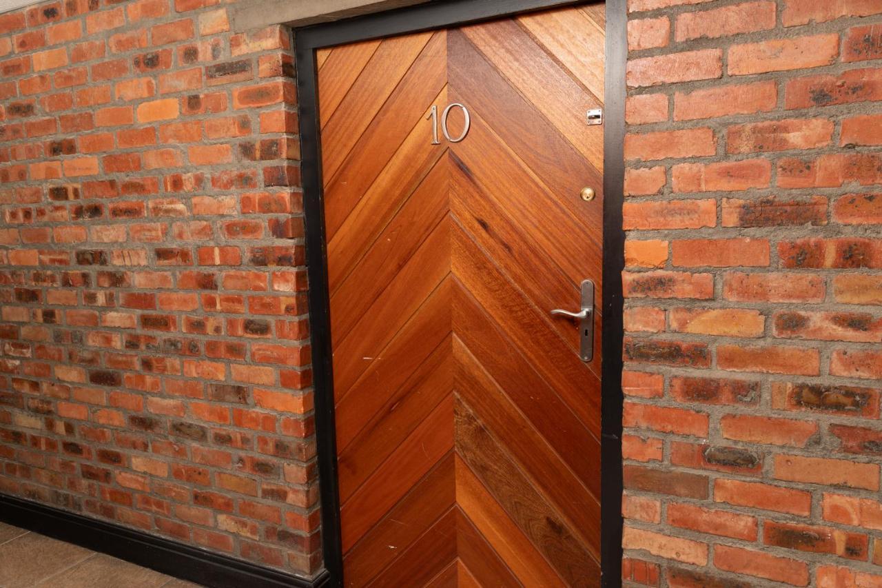 Manhattan Style Loft With Backup Power On 4 Loop Str Cape Town Ngoại thất bức ảnh