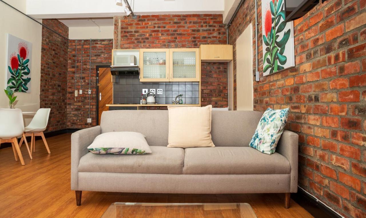 Manhattan Style Loft With Backup Power On 4 Loop Str Cape Town Ngoại thất bức ảnh