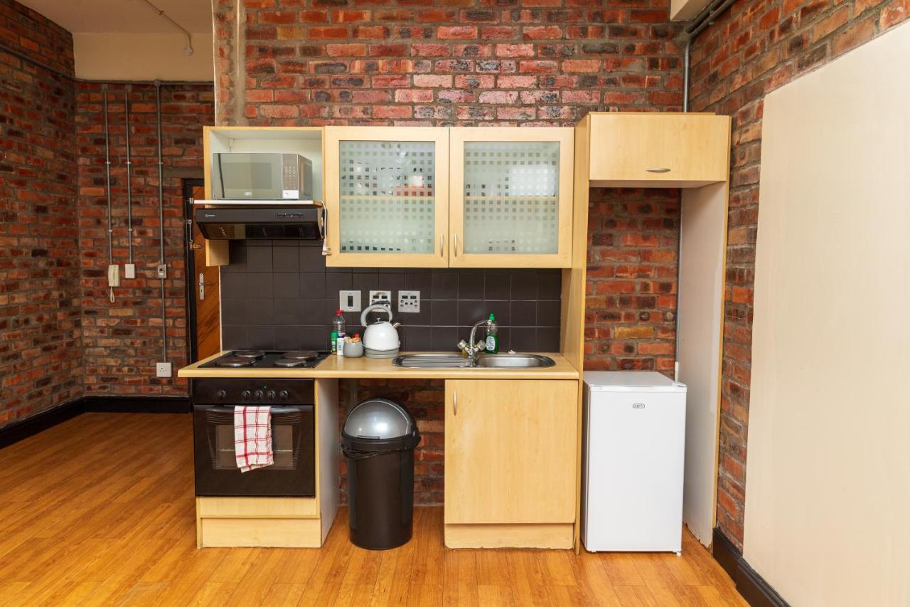 Manhattan Style Loft With Backup Power On 4 Loop Str Cape Town Ngoại thất bức ảnh